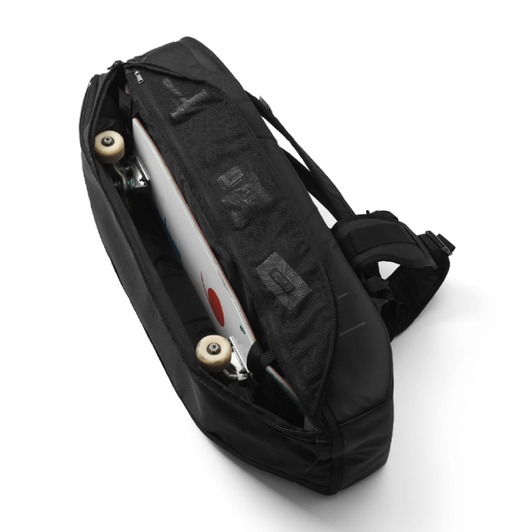 Stylowy plecak DB Skate Duffel na miejską przygodę