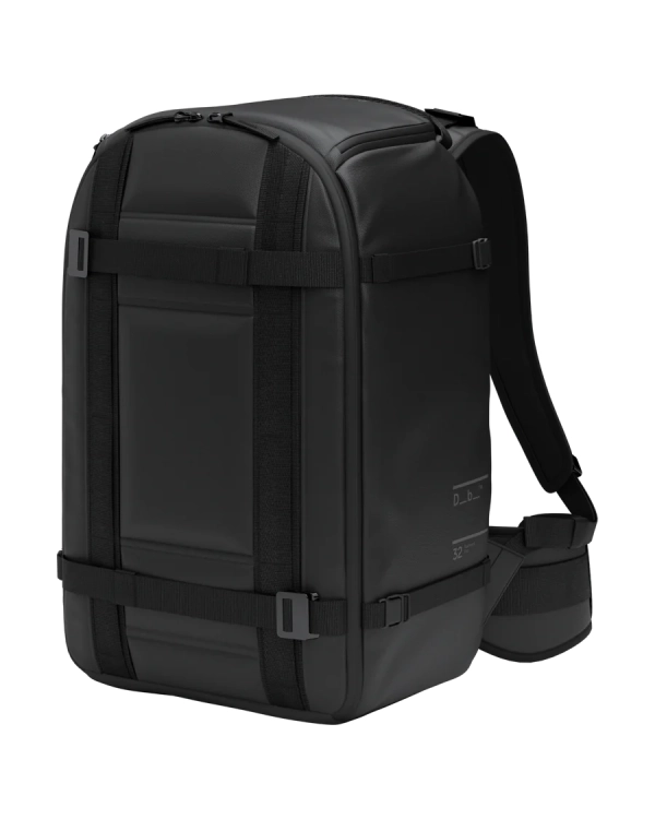 Funkcjonalny plecak 32L z ergonomicznym designem i wzmocnieniami EVA. Lekki, z kieszenią na laptopa i systemem łączenia Hook Up.