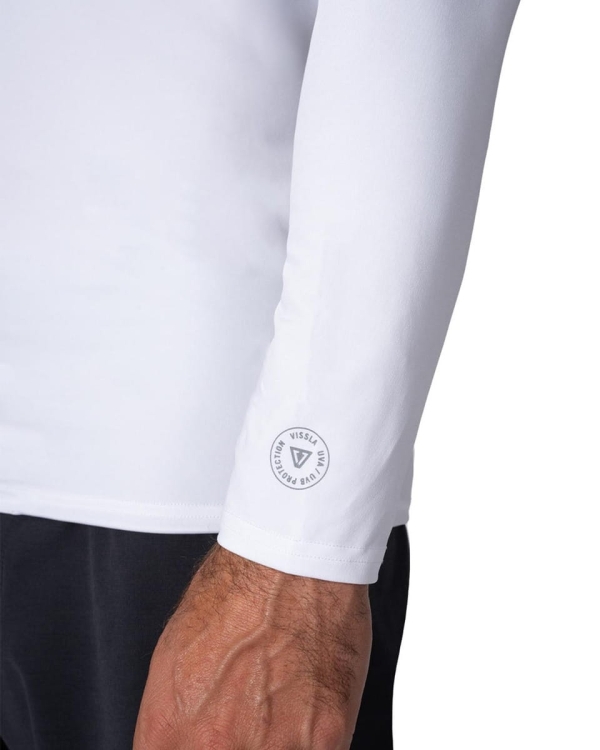 Biała lycra z kapturem Vissla Warm Seas 7.jpg