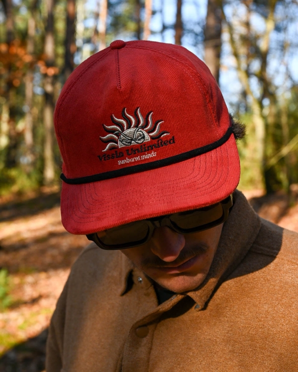 Czapka Vissla Signature - Czerwona 1.jpg