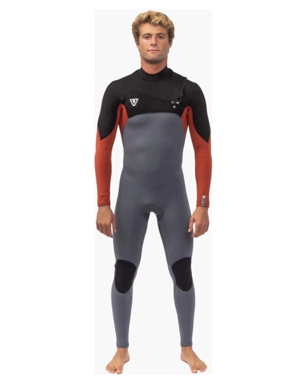 Pianka-neoprenowa-vissla-7-seas-comp-9_kadr.jpg