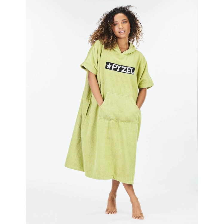 Czarne poncho ręcznikowe Pyzel z kieszeniami (id: 3038)
