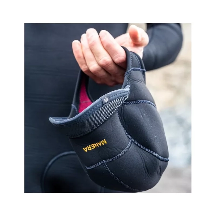 Manera Seafarer 3 mm – ciepła czapka neoprenowa do surfingu