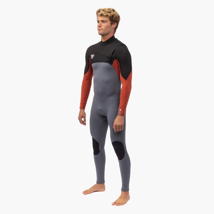 Pianka-neoprenowa-vissla-7-seas-comp-6.jpg