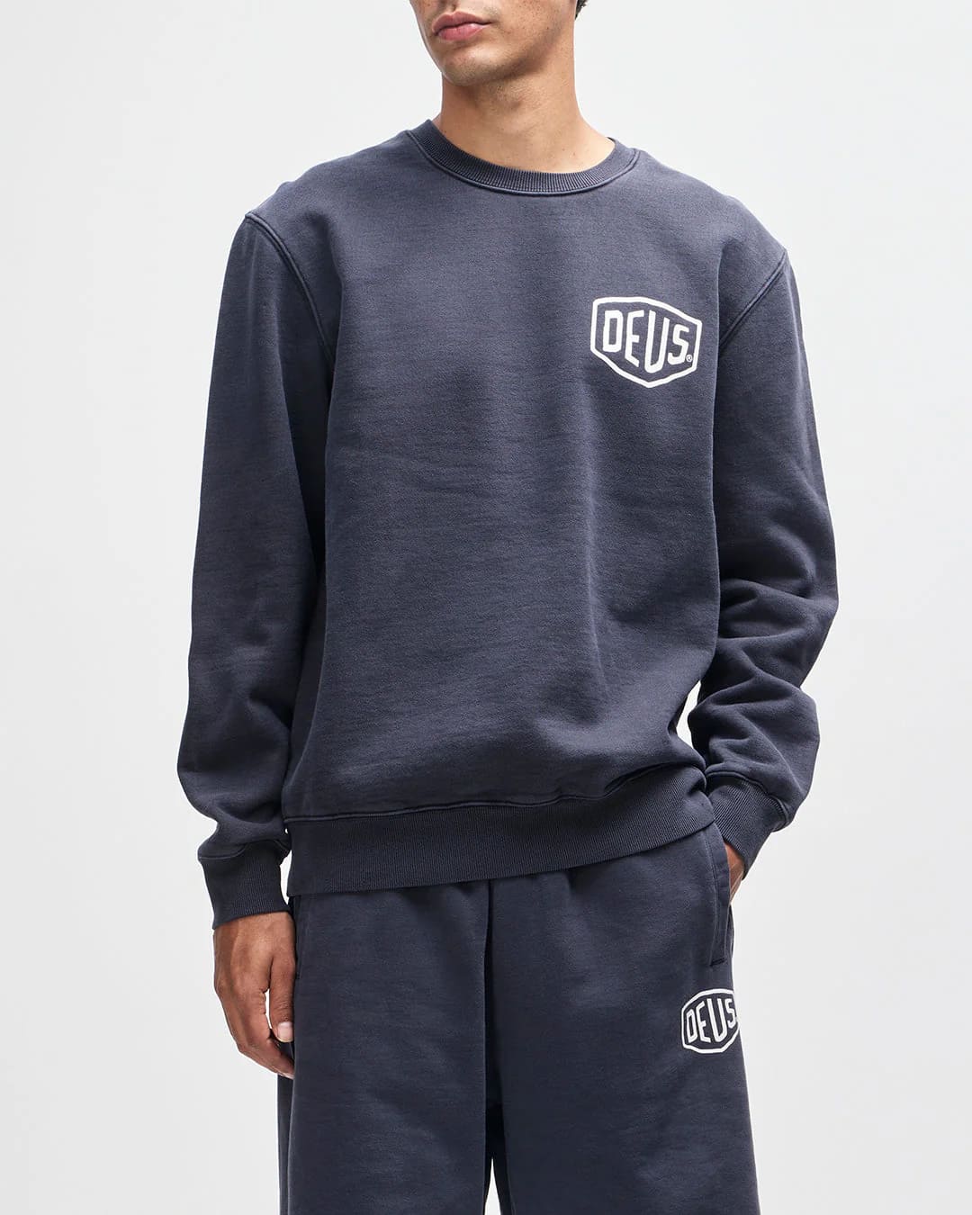 Bluza Deus Ex Machina Shield Garment Dyed Black