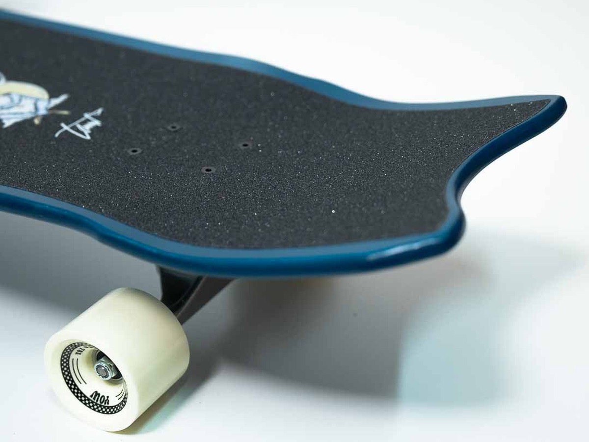 Profil deski Deska surfskate Yow Neonfish 33" - concave i rocker