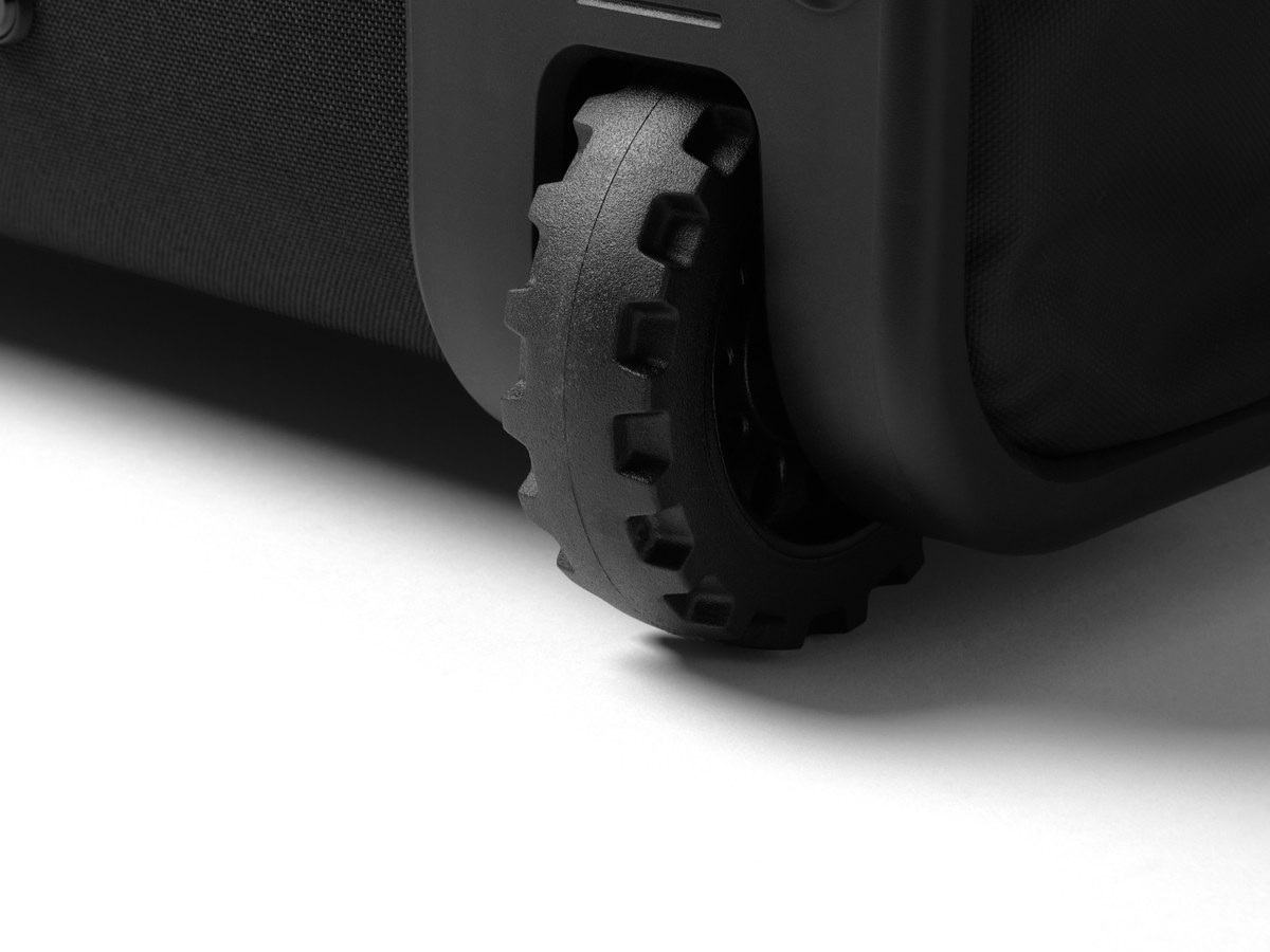 Kółko 90 mm w walizce DB Hugger Roller 60L
